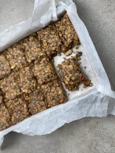 Healthy protein granola bars