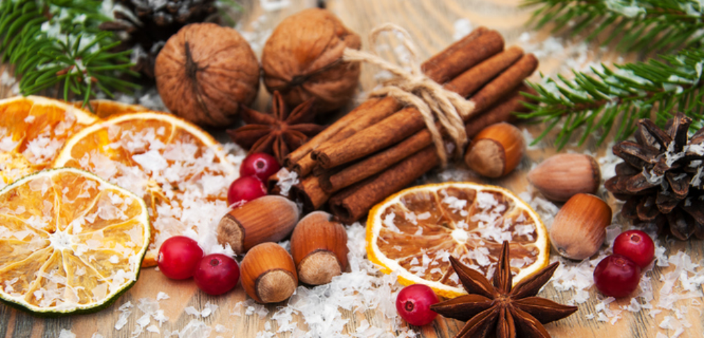 6 ways to stick to your healthy eating habits over Christmas (without being  a bore!) - May Simpkin