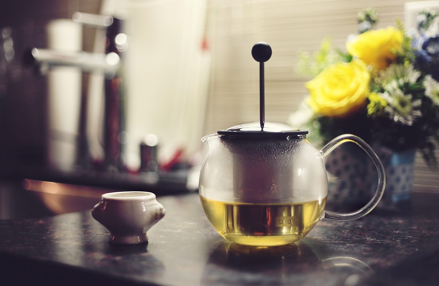 Drink herbal teas instead when you're trying to give up alcohol