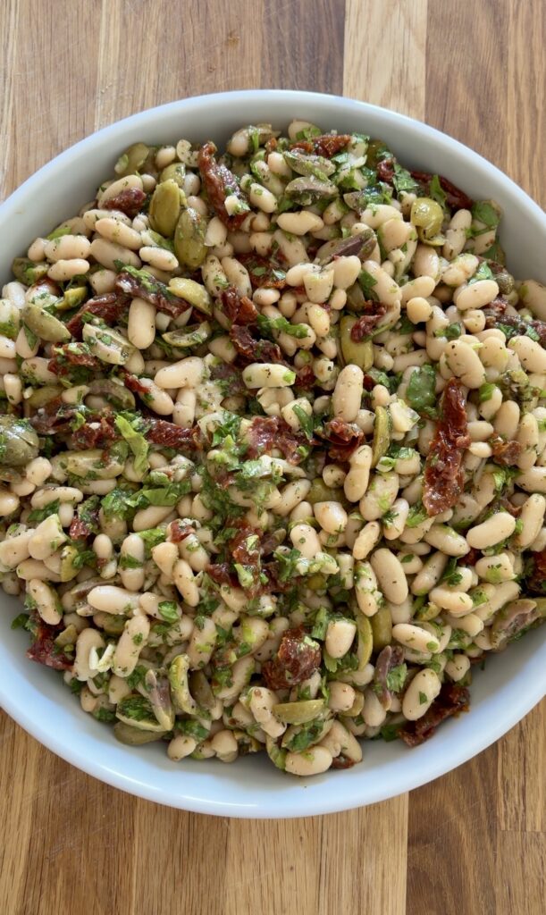 High fibre chickpea salad | How to lower cholesterol naturally | May Simpkin Nutrition